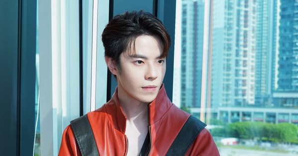 Nam diễn viên duy nhất đóng 65 tập phim trong 5 ngày: Làm việc 20 tiếng mỗi ngày, siêu nhân cũng phải gọi bằng điện thoại