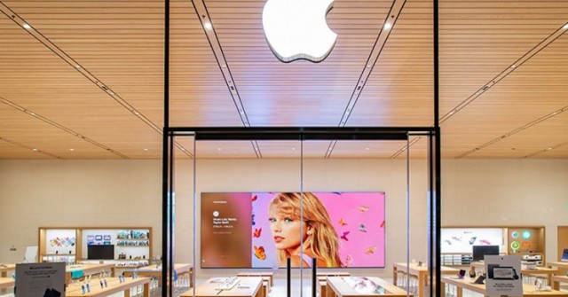 Dấu hiệu lạ tại các Apple Store, giống như sắp ra mắt iPhone cao cấp