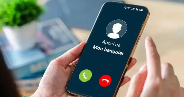 Nhận được cuộc gọi này thì phải tắt máy ngay nếu không muốn mất tiền tài khoản