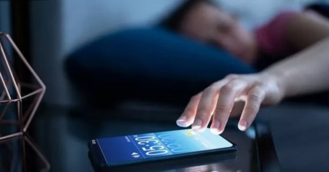 Có nên tắt nguồn điện thoại mỗi đêm để smartphone ‘nghỉ’?
