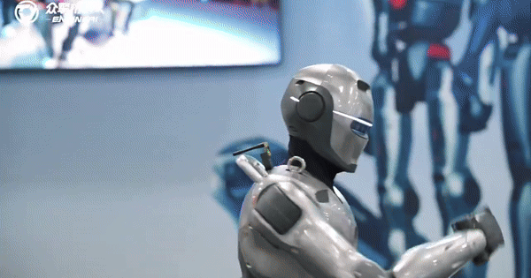 Trung Quốc giới thiệu robot đầu tiên trên thế giới được tạo ra để đấm nhau, đến cái tên cũng lấy cảm hứng từ 