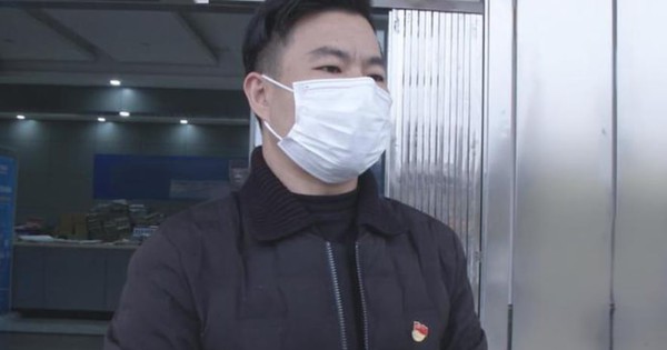 Tài khoản bị khấu trừ hơn 1 tỷ đồng nhưng không được thông báo, khách khiếu nại thì ngân hàng tuyên bố: “Đã xử lý đúng quy định”