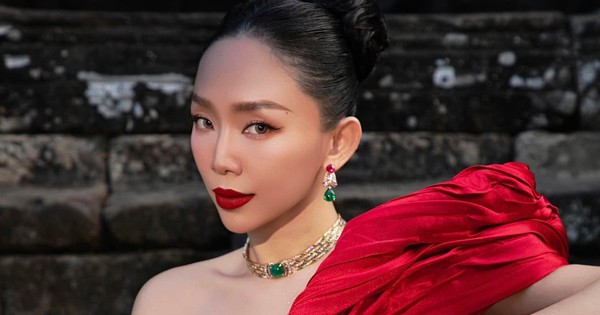 Tình yêu thứ 2 của Tóc Tiên