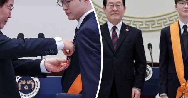 Liên Minh Huyền Thoại: Faker nhận huân chương 