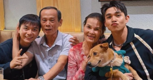 Ấm lòng dịp đầu năm: Gia đình Haha gặp chú thím Chín Cường, khoảnh khắc chung khung hình gây chú ý