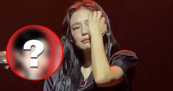 Ai hại Jennie (BLACKPINK) thê thảm thế này?
