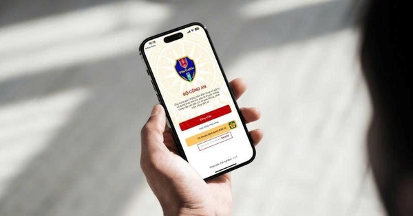 Cục CSGT hướng dẫn người dân liên kết tài khoản VNeTraffic với VNeID