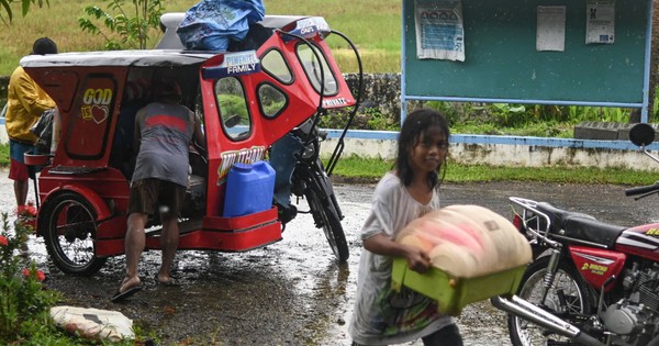 Bão Kalmaegi có thể đạt cấp siêu bão, Philippines ra lệnh sơ tán bắt buộc hơn 70.000 người