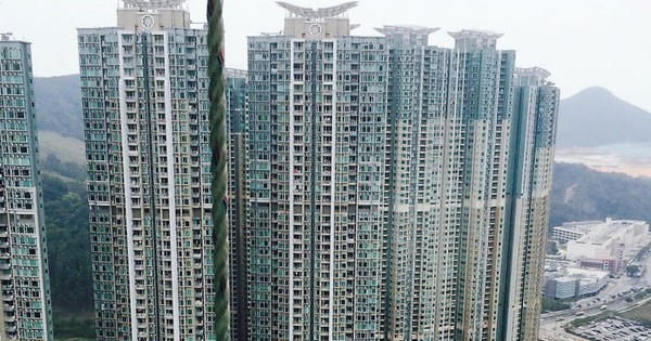 Bức ảnh chụp chung cư ở Hong Kong lúc này được nhiều người quan tâm