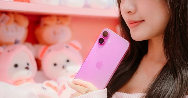 Chiếc iPhone bán chạy nhất thế giới đang giảm sâu đáng mua dịp cận Tết