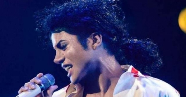 Phim tiểu sử về Michael Jackson hé lộ tạo hình người cha hà khắc của “Ông hoàng nhạc Pop”