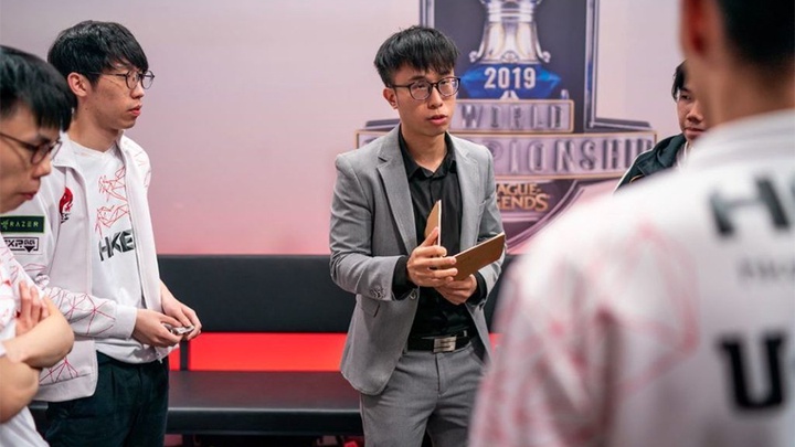 Thử nghiệm Coach Voice: Bước ngoặt chiến thuật của Esports Liên Minh Huyền Thoại