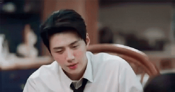 Tại sao lại dễ dãi với Kim Seon Ho như vậy?