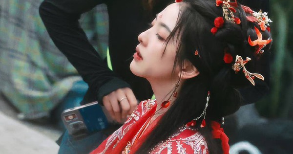 Ai rủ xem phim Trung Quốc này nhớ chạy thật xa: Ké fame cả showbiz thấy mà ghét, nữ chính như một trò đùa