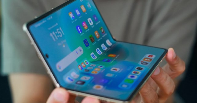 Đối thủ đáng gờm của Galaxy Z Fold 8 và iPhone Fold lộ diện