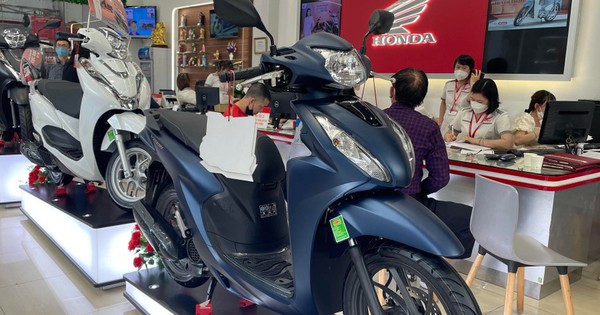 Honda ra mắt SH, Air Blade 2026, đại lý 