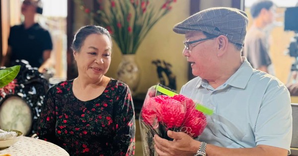 Nam NSND cả nước biết mặt: Sở hữu nhà 5 tầng ở phố cổ Hà Nội, con trai, con dâu đều là Phó Vụ trưởng