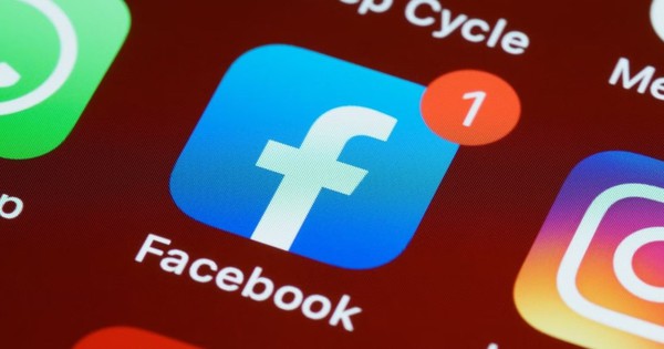 Thông báo nóng từ Facebook, người dùng Việt Nam chú ý