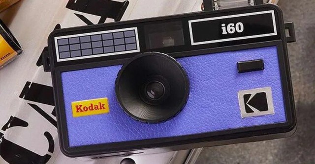 Loạt máy ảnh film truyền thống giá rẻ, chỉ từ 1,6 triệu đồng