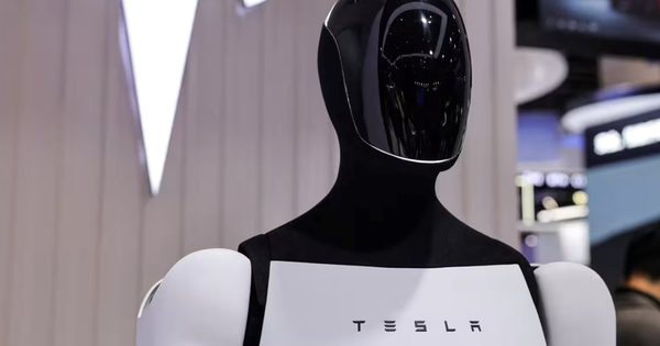Elon Musk thông báo quan trọng sau khi nhận 1.000 tỷ USD