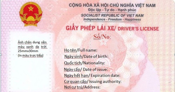 Cục CSGT đã cấp giấy phép lái xe mới màu hồng: Có bắt buộc đổi ngay trong năm nay?