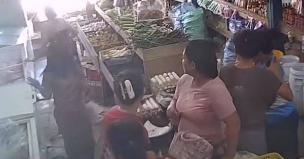 Động đất 6,4 độ richter, người dân hoảng loạn bỏ chạy khỏi chợ