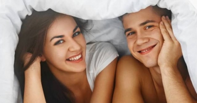 Những hành động nhỏ ban ngày giúp cải thiện đời sống phòng the ban đêm