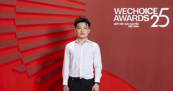 Maris - tuyển thủ Esports khiến khán giả bất ngờ khi xuất hiện tại WeChoice Awards 2025
