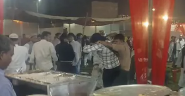 Hai họ ẩu đả vì chia gà rán không đều trong đám cưới