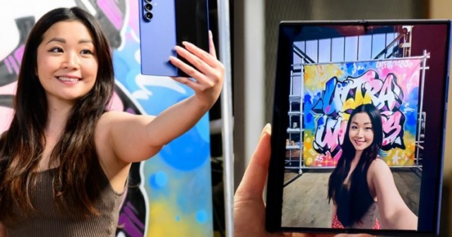 Siêu phẩm này đã giúp Samsung thống trị thị trường smartphone màn hình gập toàn cầu