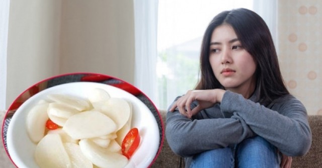 Cô gái đòi chia tay sau 3 tháng yêu vì người đàn ông nghiện ăn mắm tôm, dấm tỏi