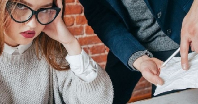 Thứ đáng sợ nhất không phải là thiếu tiền, chính 3 thứ này mới khiến bạn 'không ngóc đầu lên được'