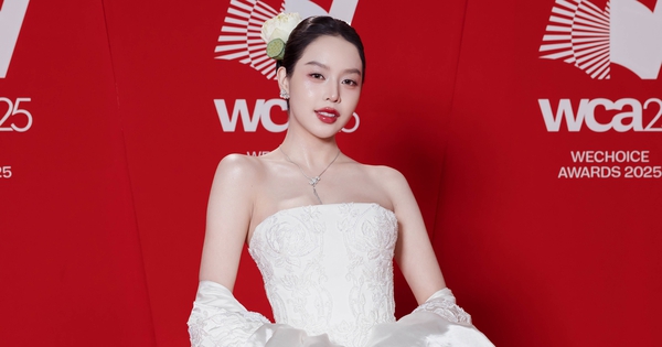 Có mỹ nhân ở WeChoice Awards đẹp đến mức chấp mọi khung hình, visual càng zoom cận càng vô lý