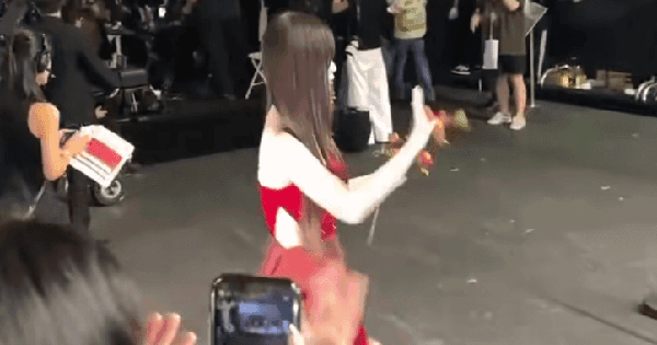 Ai bê mỹ nhân này khỏi showbiz hộ cái: Kiêu ngạo không xem ai ra gì, bắt nạt đồng nghiệp giờ phải trả giá