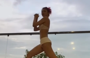Ăn mặc phản cảm tập yoga rồi đăng clip, hot girl bất chấp chiêu trò để 