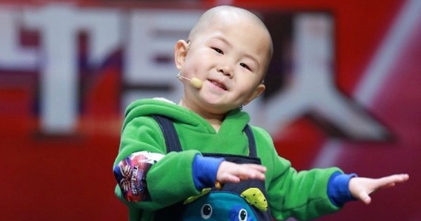 Thần đồng Trung Quốc kiếm tiền tỷ từ lúc 3 tuổi nhờ tài năng nhảy giờ ra sao?