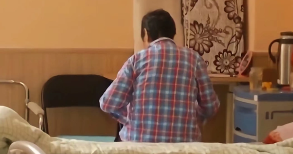 Sang tên cả 3 căn nhà cho cháu gái, bà nội bất ngờ bị đuổi ra đường và bị kiện đòi tiền thuê nhà: Lý do đau lòng