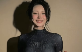Cosplay nhện đen để 