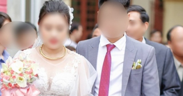 Thầy bói khuyên rước dâu nửa đêm, thông gia nghèo nói khiến nhà trai bừng tỉnh