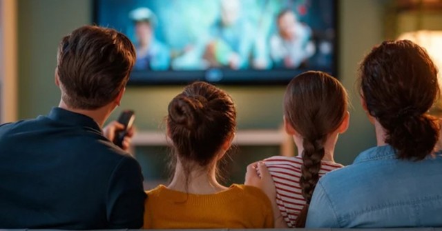 Những thói quen âm thầm rút ngắn tuổi thọ TV