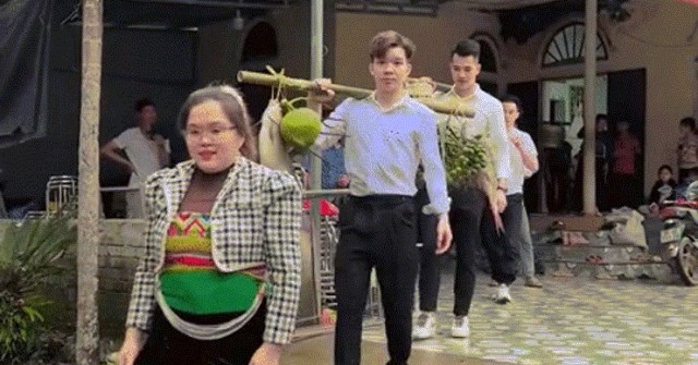 Chú rể Thanh Hóa đem 8 gánh lễ vật đi hỏi cưới gây sốt cộng đồng mạng