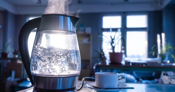 10 năm dùng bình siêu tốc, tôi mới rút ra 5 nguyên tắc vàng vừa an toàn lại còn tiết kiệm điện