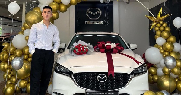 Công Vinh bất ngờ rao bán xe ô tô