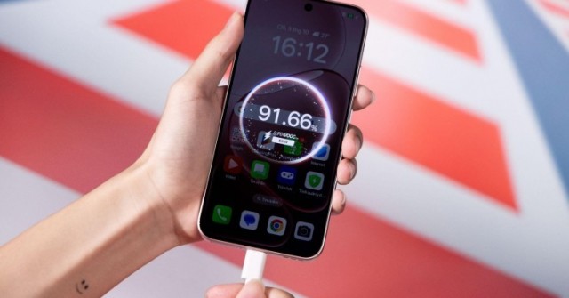 Đánh giá OPPO A6 Pro : Pin 7000mAh sống khỏe cả ngày, bền vô đối