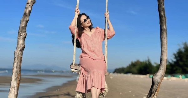 Mỹ nhân màn ảnh phía Bắc: U60 đẹp mặn mà, sống hạnh phúc bên chồng sau làm ngành bưu chính viễn thông