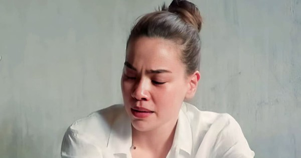 Hồ Ngọc Hà kêu cứu