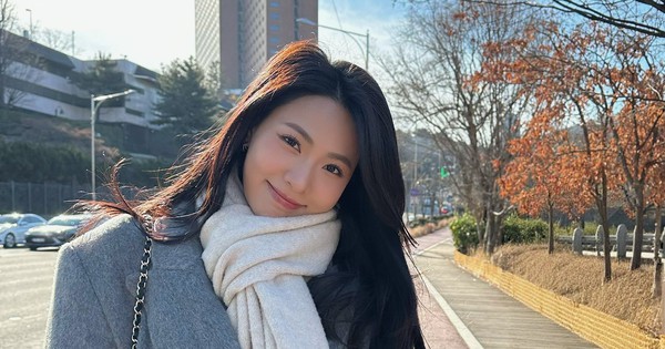 Việt Nam có 1 mỹ nhân đúng chuẩn “sách giáo khoa visual” nhưng cứ cất giọng là nhan sắc giảm hẳn một nửa