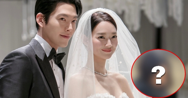 Cách Kim Woo Bin đối xử với cô dâu mới Shin Min Ah
