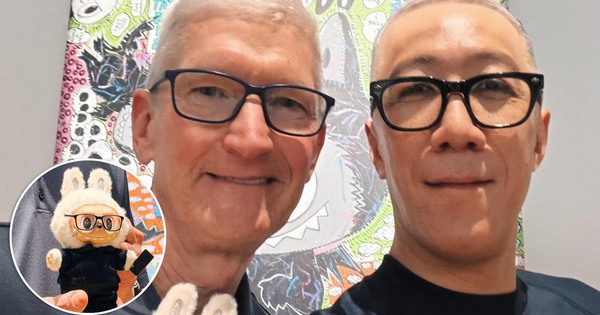 CEO Tim Cook: 