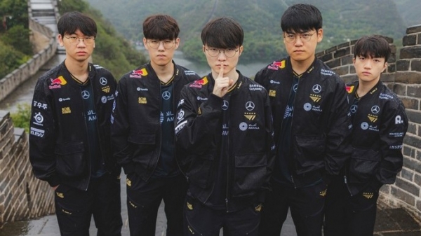 T1 hạ gục iG 3 - 1, hiên ngang tiến vào Vòng Swiss CKTG 2025